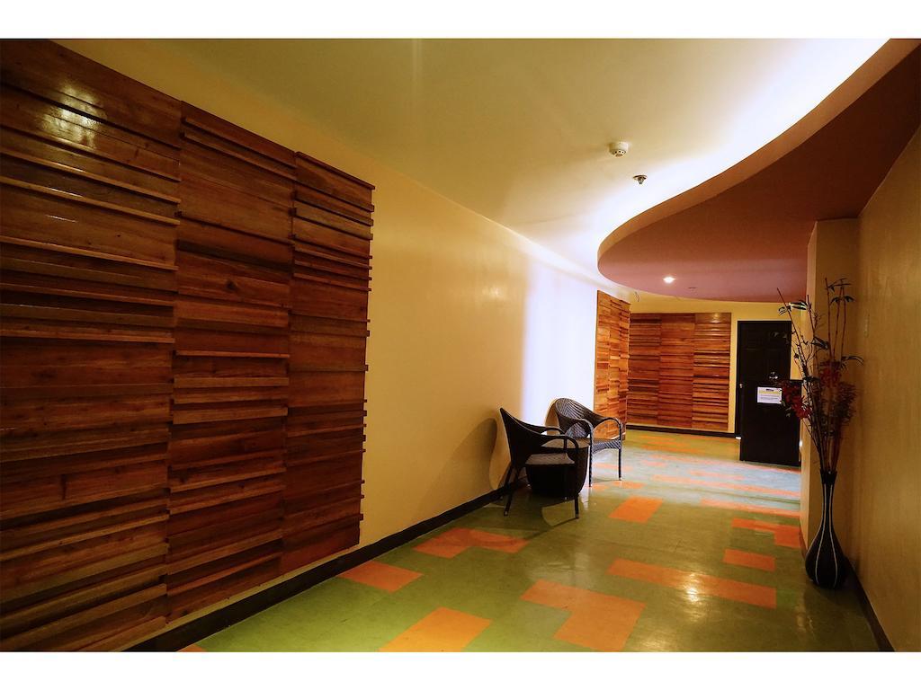 Sugbutel Family Hotel Cebu Екстер'єр фото