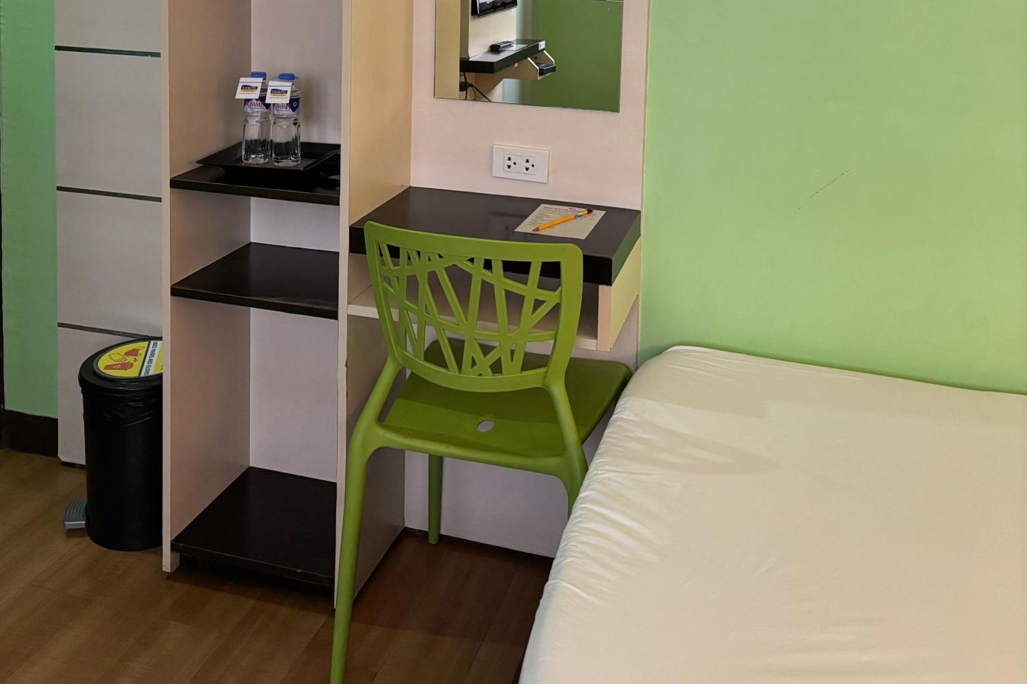 Sugbutel Family Hotel Cebu Екстер'єр фото
