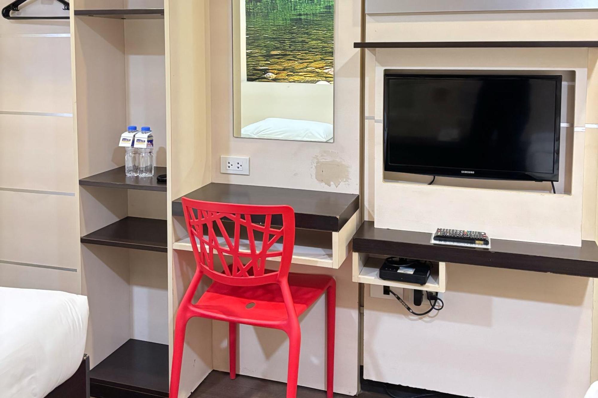 Sugbutel Family Hotel Cebu Екстер'єр фото