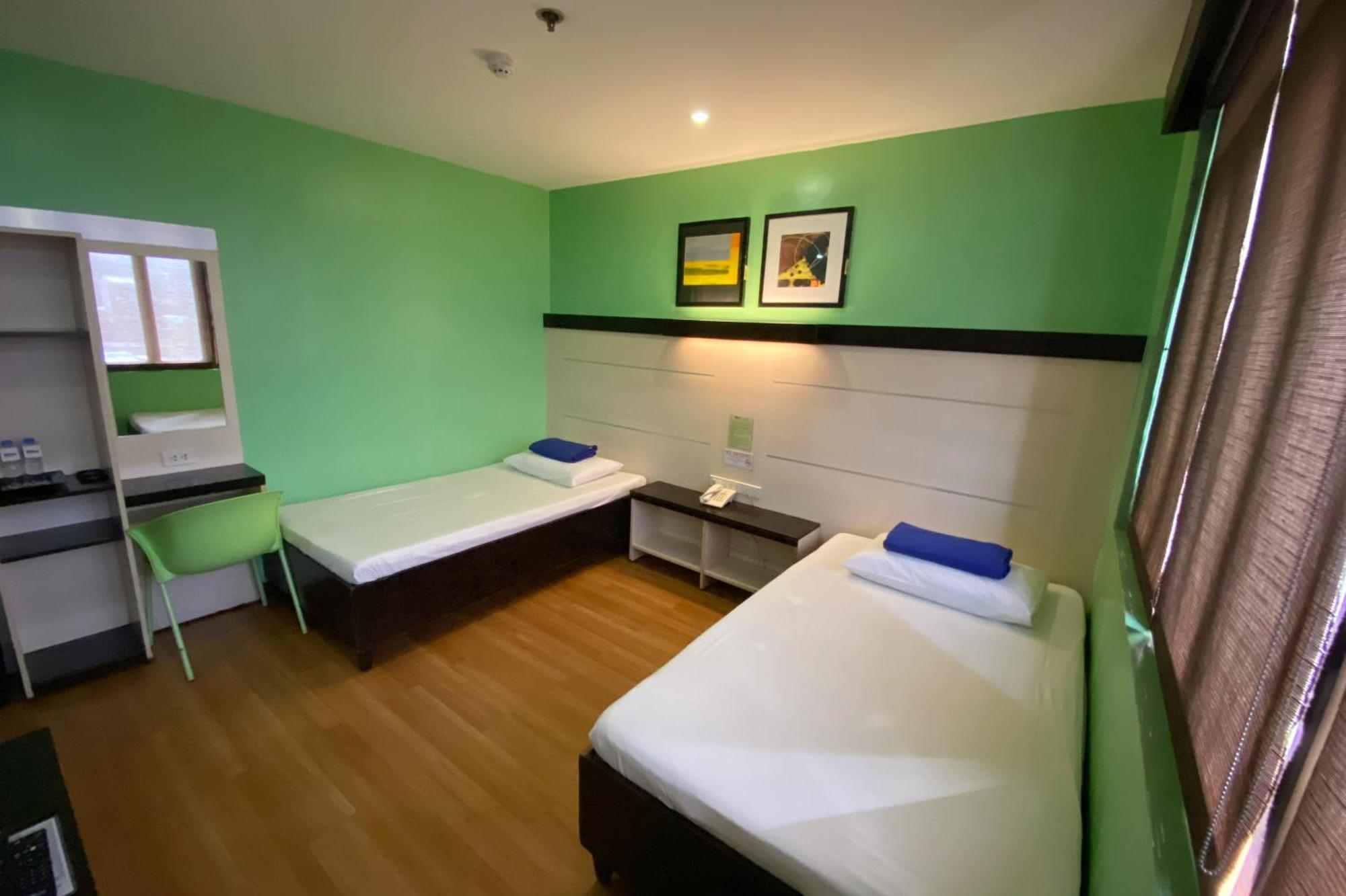 Sugbutel Family Hotel Cebu Екстер'єр фото