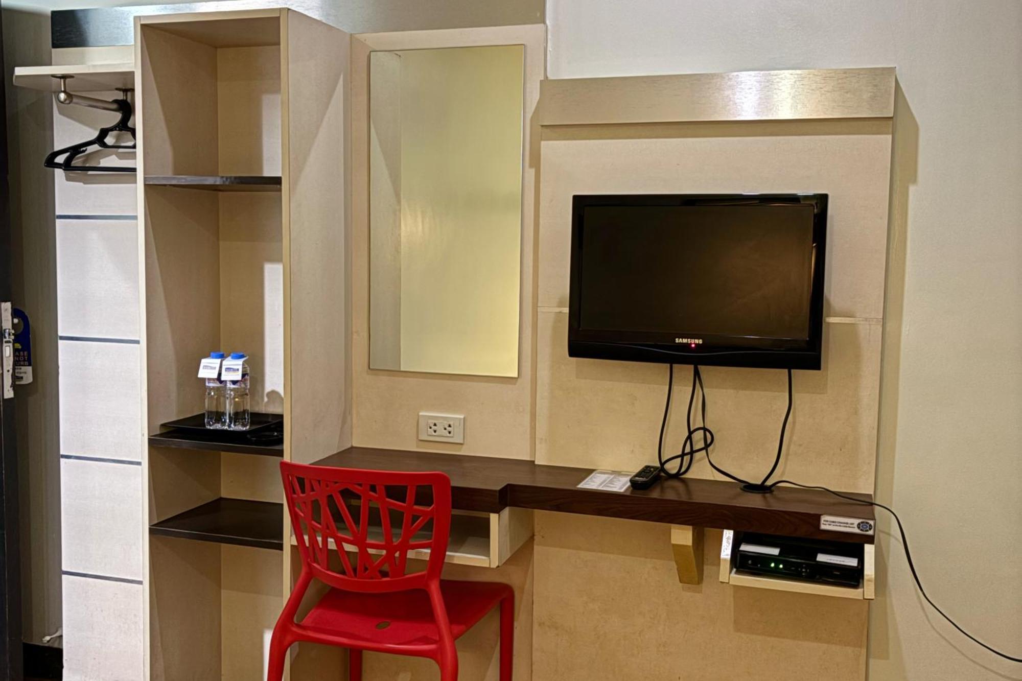 Sugbutel Family Hotel Cebu Екстер'єр фото