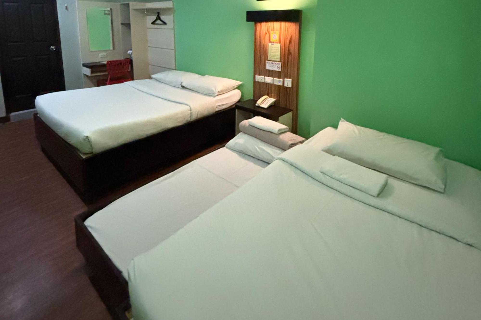 Sugbutel Family Hotel Cebu Екстер'єр фото