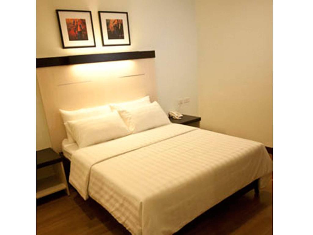Sugbutel Family Hotel Cebu Екстер'єр фото